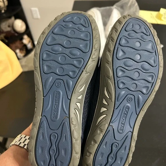 Navy Skechers memory foam slip on shoes - Picture 4 of 4